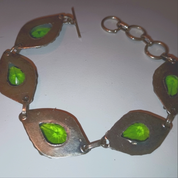 Peridot Bracelet - Picture 2 of 2